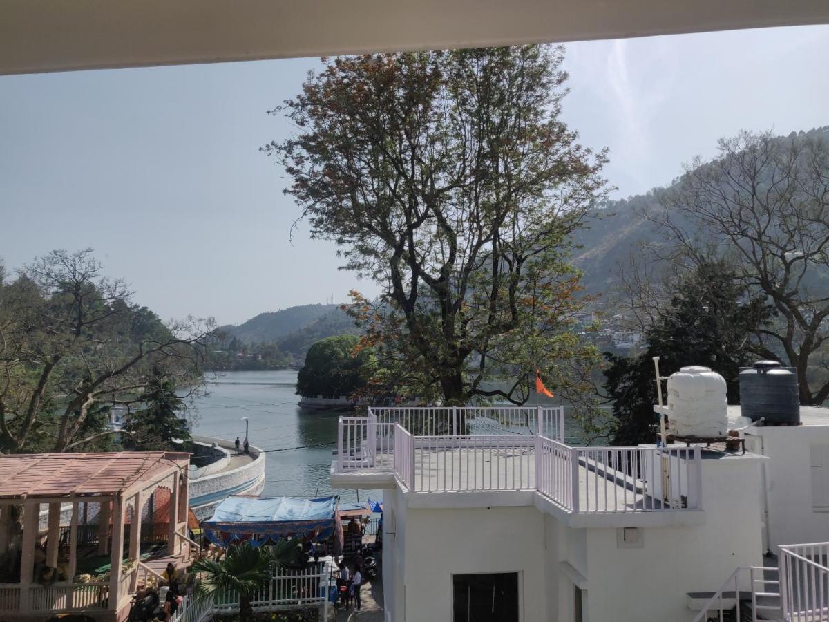 The Periwinkle Homestay Bhīm Tāl Eksteriør billede