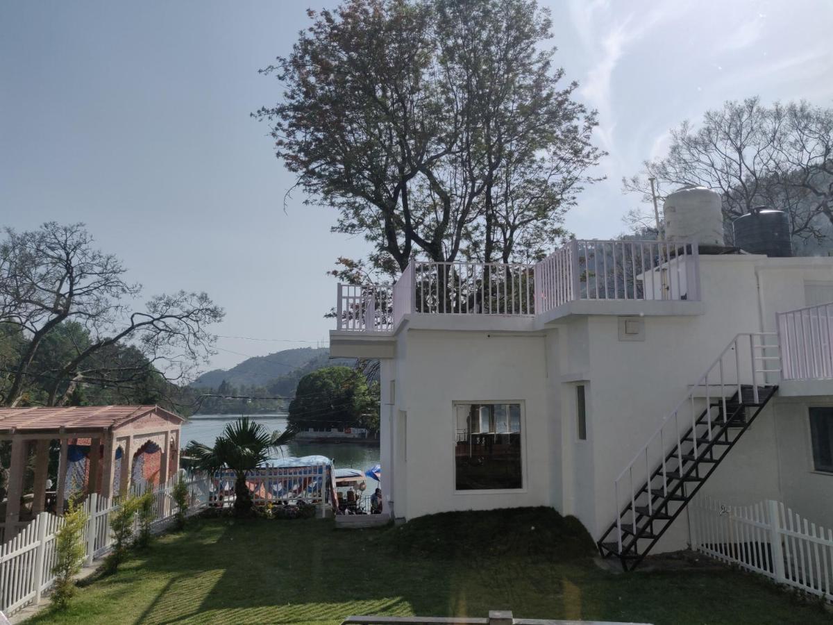 The Periwinkle Homestay Bhīm Tāl Eksteriør billede