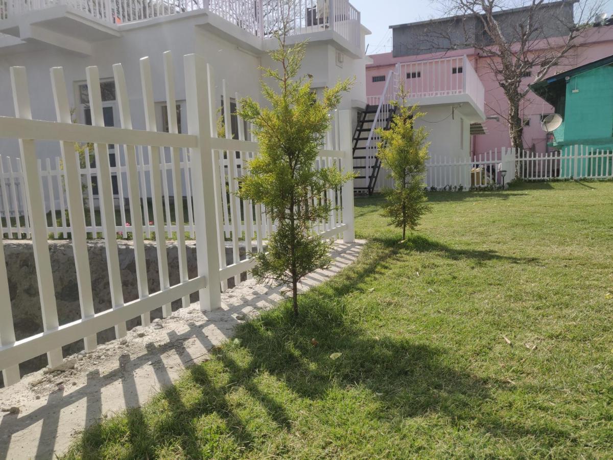The Periwinkle Homestay Bhīm Tāl Eksteriør billede